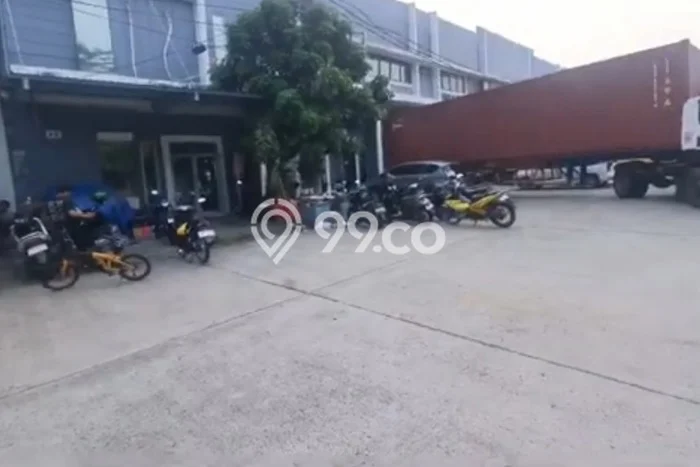 Gudang paling strategis disewakan di Cengkareng Jakarta Barat Gudang paling strategis disewakan di Cengkareng Jakarta Barat