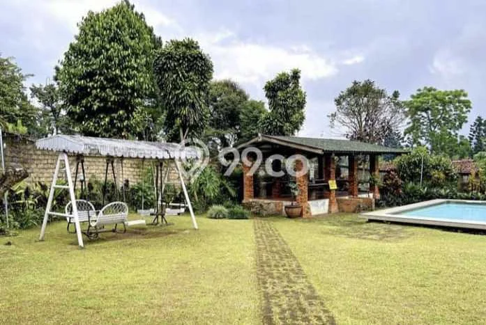 LOKASI STRATEGIS! Vila di , Luas 1372m2m², Kawasan Berkembang LOKASI STRATEGIS! Vila di , Luas 1372m2m², Kawasan Berkembang