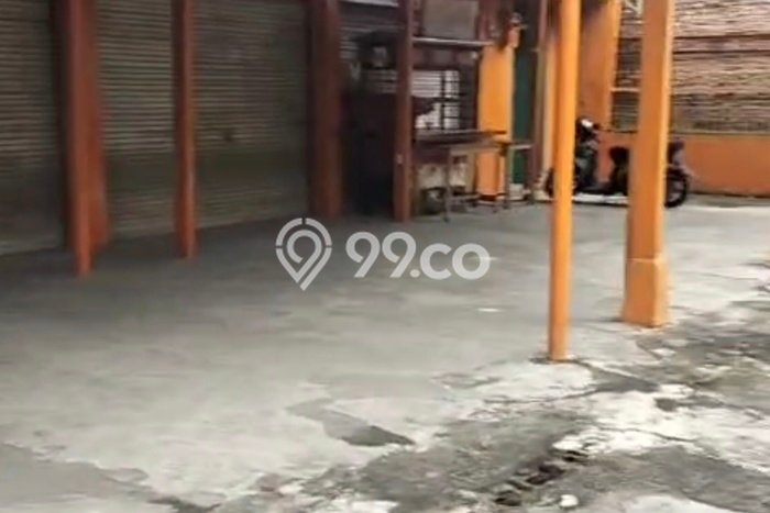 Ruko disewakan lokasi strategis Pinang Tangerang 200m2 Ruko disewakan lokasi strategis Pinang Tangerang 200m2