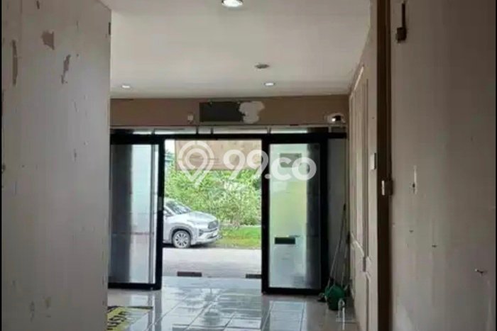 Unit Ruko Paling Strategis di Ciledug Tangerang dengan LB 106m2 Unit Ruko Paling Strategis di Ciledug Tangerang dengan LB 106m2