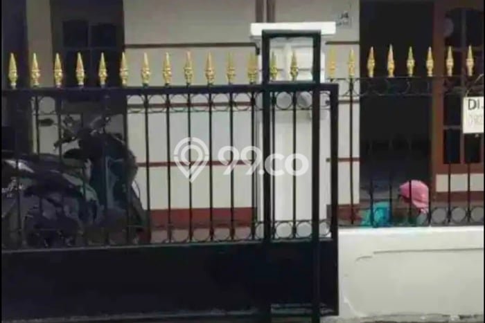 Rumah Strategis Modern Lb 120m2 di Pinang, Tangerang Rumah Strategis Modern Lb 120m2 di Pinang, Tangerang