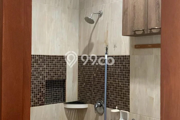 Rumah Eksklusif Dijual LT 220m2 di Cengkareng, Jakarta Barat Rumah Eksklusif Dijual LT 220m2 di Cengkareng, Jakarta Barat