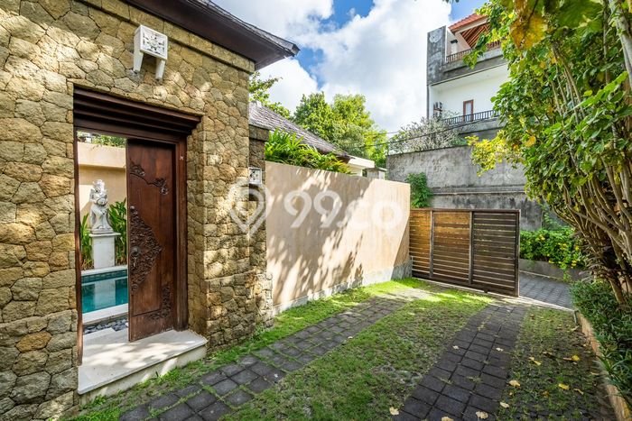 Peluang Investasi! Vila Kawasan Uluwatu, Area 237m², Lokasi Premium dengan nilai meningkat Peluang Investasi! Vila Kawasan Uluwatu, Area 237m², Lokasi Premium dengan nilai meningkat