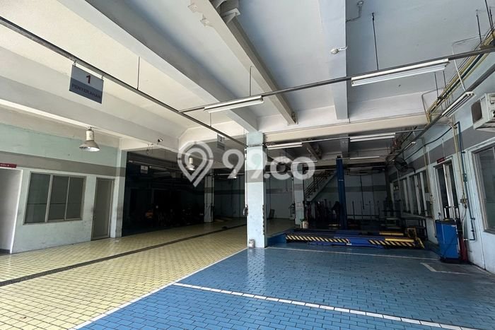 LOKASI STRATEGIS! Kantor Kawasan , Luas 1884m2m², Pusat Bisnis, Mainroad LOKASI STRATEGIS! Kantor Kawasan , Luas 1884m2m², Pusat Bisnis, Mainroad