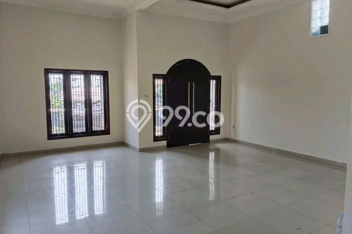 Ruko Premium Kawasan Kendal, Luas 200m², Jalan Utama, Tingkat Keramaian Tinggi Ruko Premium Kawasan Kendal, Luas 200m², Jalan Utama, Tingkat Keramaian Tinggi