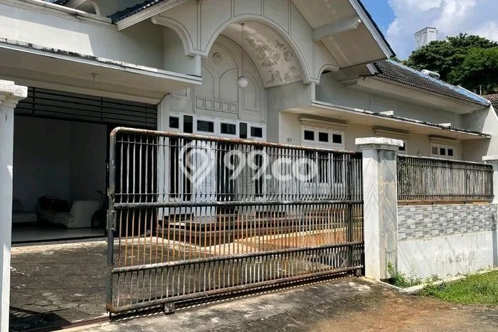 Hot Offer Hunian Premium Ideal dan Luas di Semarang Tengah, Semarang Hot Offer Hunian Premium Ideal dan Luas di Semarang Tengah, Semarang