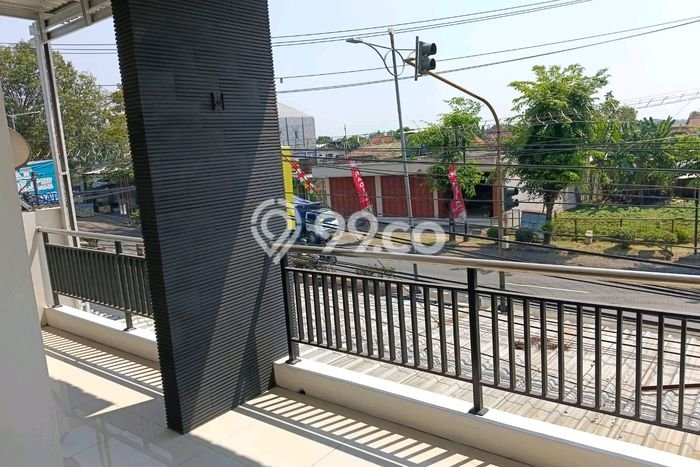 Ruko Premium Kawasan Kendal, Luas 200m², Jalan Utama, Tingkat Keramaian Tinggi Ruko Premium Kawasan Kendal, Luas 200m², Jalan Utama, Tingkat Keramaian Tinggi
