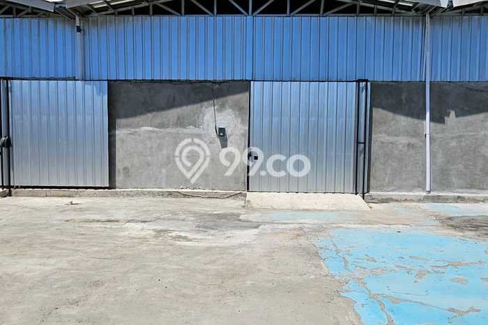 LOKASI PREMIUM! Gudang Area Komersial Kawasan Kapuk Muara, Luas 200m², Siap Bisnis LOKASI PREMIUM! Gudang Area Komersial Kawasan Kapuk Muara, Luas 200m², Siap Bisnis