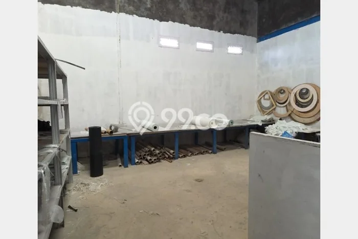 Unit Gudang Dijual di Tenjo Bogor Luas Bangunan 2100m2 Unit Gudang Dijual di Tenjo Bogor Luas Bangunan 2100m2