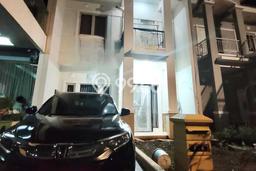 Rumah Nyaman bagi Keluarga area Ancol - 3 KT Rumah Nyaman bagi Keluarga area Ancol - 3 KT