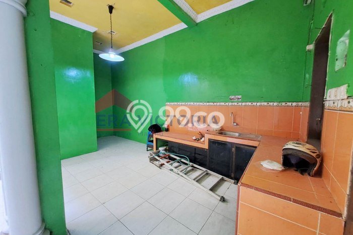 For Sale Rumah 5 Kamar Lokasi Ideal Bagus dan Strategis di Dau For Sale Rumah 5 Kamar Lokasi Ideal Bagus dan Strategis di Dau
