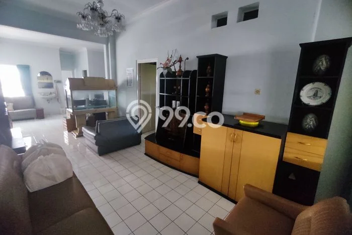 Jual Segera Rumah LT 246m2m² / LB 190m2m² di Jantung Kota Klojen, Malang Jual Segera Rumah LT 246m2m² / LB 190m2m² di Jantung Kota Klojen, Malang