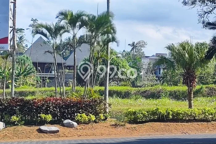 Tanah Dijual Lokasi Strategis di Malang dengan Luas 1750m2 Tanah Dijual Lokasi Strategis di Malang dengan Luas 1750m2