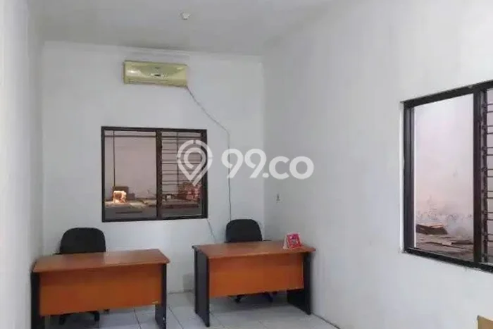 Gudang Disewa di Surabaya dengan LB 480m2 Area Komersial Ramai Gudang Disewa di Surabaya dengan LB 480m2 Area Komersial Ramai
