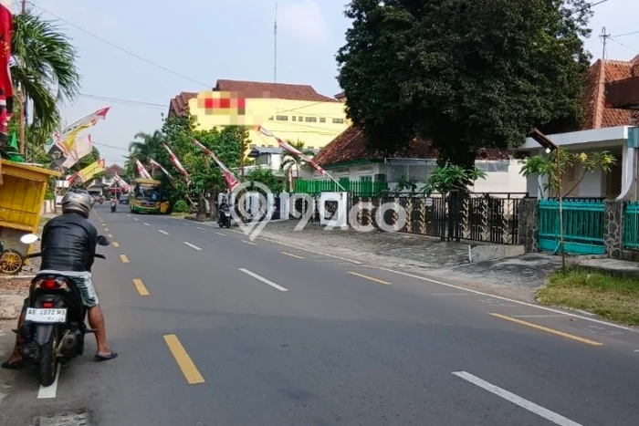 Rumah Strategis Minimalis Lb 150m2 di Mantrijeron, Yogyakarta Rumah Strategis Minimalis Lb 150m2 di Mantrijeron, Yogyakarta