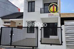 Rumah Strategis Modern Lb 120m2 di Arcamanik, Bandung Rumah Strategis Modern Lb 120m2 di Arcamanik, Bandung