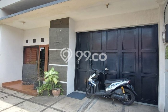 For Sale Rumah 4 Kamar Lokasi Strategis Bagus dan Strategis di Astanaanyar For Sale Rumah 4 Kamar Lokasi Strategis Bagus dan Strategis di Astanaanyar