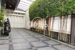Rumah area , Bandung, Luas 329m2m² Bangunan 250m2m² - JUAL CEPAT! Rumah area , Bandung, Luas 329m2m² Bangunan 250m2m² - JUAL CEPAT!
