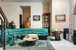 For Sale Rumah 5 Kamar Lokasi Ideal Bagus dan Strategis di Margahayu For Sale Rumah 5 Kamar Lokasi Ideal Bagus dan Strategis di Margahayu