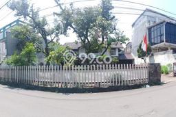 Rumah Elit LB 400m2 Siap Huni Desain Elegan di Buah Batu, Bandung Rumah Elit LB 400m2 Siap Huni Desain Elegan di Buah Batu, Bandung