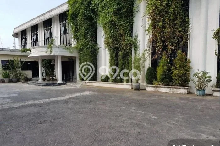 Unit Pabrik Dijual di Sukodono Sidoarjo Luas Bangunan 5000m2 Unit Pabrik Dijual di Sukodono Sidoarjo Luas Bangunan 5000m2