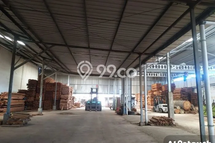 LOKASI STRATEGIS! Pabrik Kawasan Gresik Kota, Luas 2800m2m², Potensi Tinggi LOKASI STRATEGIS! Pabrik Kawasan Gresik Kota, Luas 2800m2m², Potensi Tinggi
