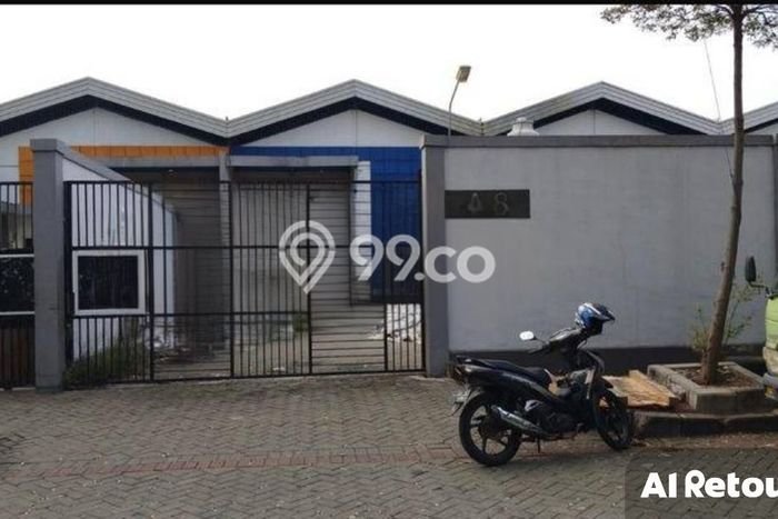 Dijual Gudang di Margomulyo, Luas 324m2m², Area Komersial Dijual Gudang di Margomulyo, Luas 324m2m², Area Komersial