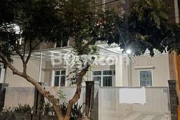 Rumah lokasi Colomadu, Solo, Luas 135m2m² Bangunan 100m2m² Rumah lokasi Colomadu, Solo, Luas 135m2m² Bangunan 100m2m²