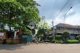 Rumah Mewah LB 180m2 Siap Pakai Desain Elegan di Sektor 1 - Bintaro, Jakarta Selatan Rumah Mewah LB 180m2 Siap Pakai Desain Elegan di Sektor 1 - Bintaro, Jakarta Selatan