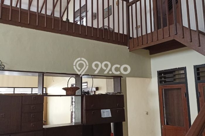 Siap Huni Rumah Mewah 5 Kamar di Kebayoran Baru Dekat ke Mana Saja Siap Huni Rumah Mewah 5 Kamar di Kebayoran Baru Dekat ke Mana Saja