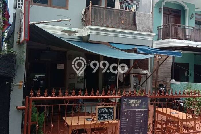 Rumah Kost Dijual di Kebayoran Lama, Jakarta Selatan, 7 KT, 7 KM, Bangunan 206m2 Rumah Kost Dijual di Kebayoran Lama, Jakarta Selatan, 7 KT, 7 KM, Bangunan 206m2