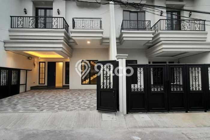Dijual Rumah Mewah Exclusive di Duren Sawit, Jakarta Timur Dijual Rumah Mewah Exclusive di Duren Sawit, Jakarta Timur