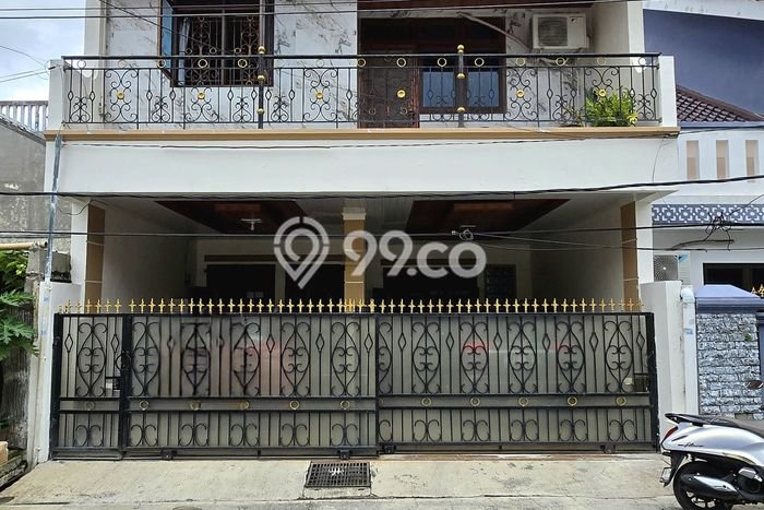Jual Rumah Strategis Bagus Punya 3 KT di Duren Sawit Jakarta Timur SHM Jual Rumah Strategis Bagus Punya 3 KT di Duren Sawit Jakarta Timur SHM