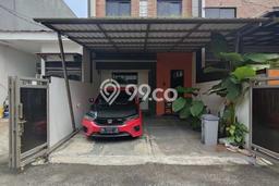 Rumah Strategis Modern Lb 120m2 di Duren Sawit, Jakarta Timur Rumah Strategis Modern Lb 120m2 di Duren Sawit, Jakarta Timur