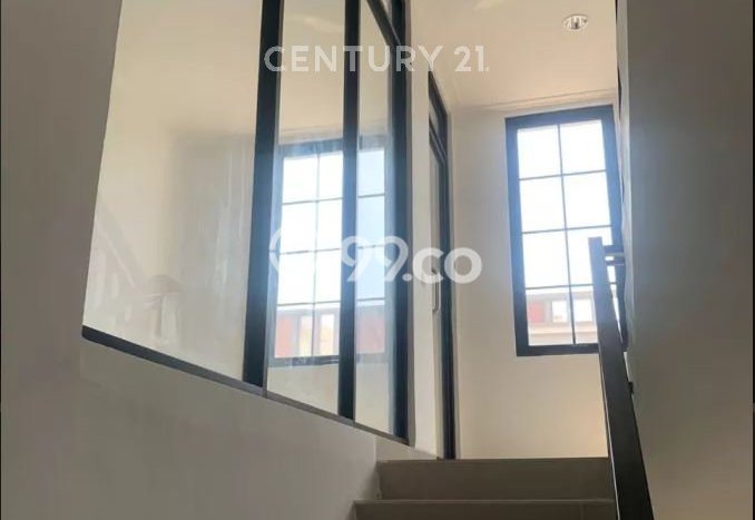 Ruko Dijual di Kosambi LT 67m2, LB 200m2 Solusi Investasi Cerdas Ruko Dijual di Kosambi LT 67m2, LB 200m2 Solusi Investasi Cerdas