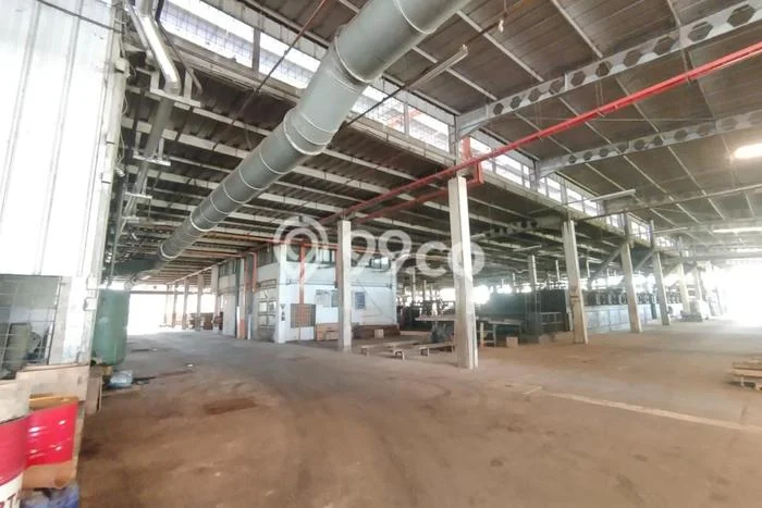 Pabrik di Arjasa, Luas 23604m2m², Kawasan Berkembang, Jalan Utama Pabrik di Arjasa, Luas 23604m2m², Kawasan Berkembang, Jalan Utama