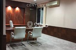 Ruko Disewakan di , Luas 283m2m², Lokasi Komersial, Jalan Strategis Ruko Disewakan di , Luas 283m2m², Lokasi Komersial, Jalan Strategis