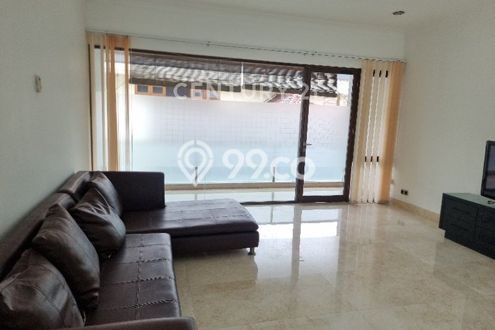 Sewa Rumah Strategis LT 623m2 / LB 500m2 di Cipete, Jakarta Selatan Sewa Rumah Strategis LT 623m2 / LB 500m2 di Cipete, Jakarta Selatan