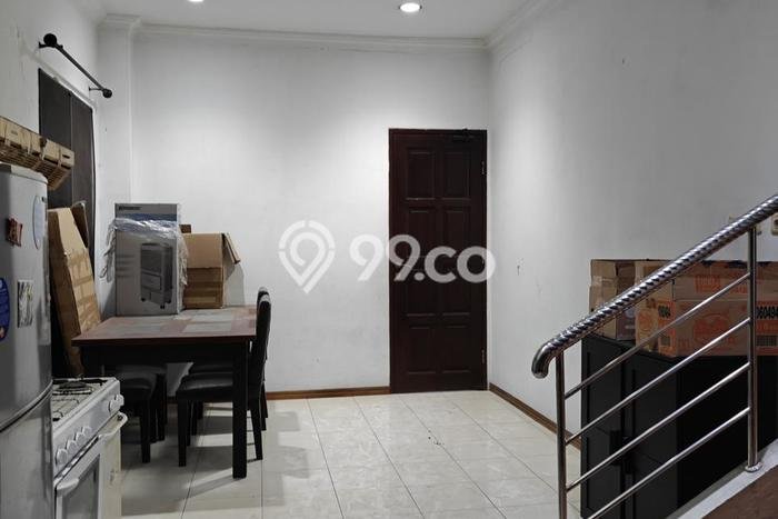Jual Ruko Kawasan Serpong, Luas 320m², Lokasi Premium Jual Ruko Kawasan Serpong, Luas 320m², Lokasi Premium