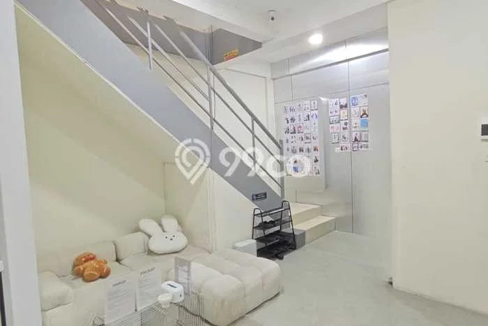 AREA KOMERSIAL! Ruko For Rent Kawasan Banjar Wijaya, Luas 170m2m², Jalan Utama, Siap Operasional AREA KOMERSIAL! Ruko For Rent Kawasan Banjar Wijaya, Luas 170m2m², Jalan Utama, Siap Operasional