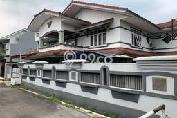 Rumah area Turangga, Bandung, Luas 391m2m² LB 382m2m² Rumah area Turangga, Bandung, Luas 391m2m² LB 382m2m²