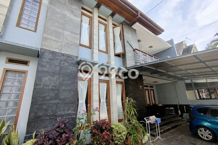 Hunian Elit LB 700m2 Siap Huni Desain Elegan di Cigadung, Bandung Hunian Elit LB 700m2 Siap Huni Desain Elegan di Cigadung, Bandung