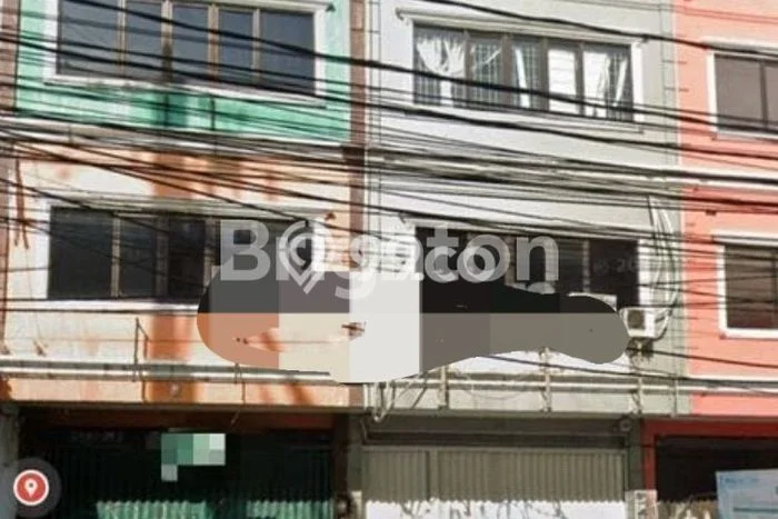Ruko Komersial Disewakan di Cilandak Jakarta Selatan Luas 288m2 Ruko Komersial Disewakan di Cilandak Jakarta Selatan Luas 288m2