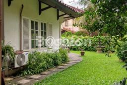 Dijual Rumah Premium dengan Fasilitas Sekitar Lengkap di Jatisampurna, Bekasi Dijual Rumah Premium dengan Fasilitas Sekitar Lengkap di Jatisampurna, Bekasi