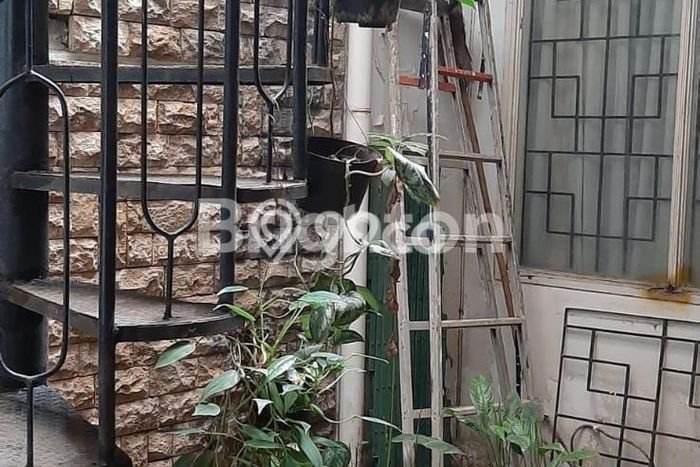 Dijual Rumah Premium dengan Fasilitas Sekitar Lengkap di Jatisampurna, Bekasi Dijual Rumah Premium dengan Fasilitas Sekitar Lengkap di Jatisampurna, Bekasi