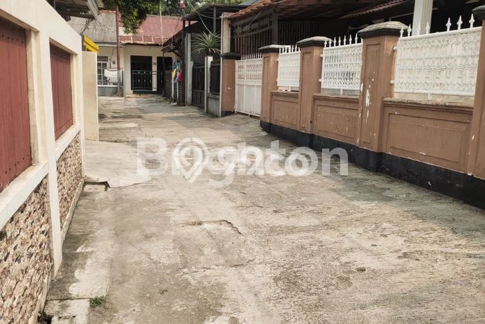 For Sale! Premium House LT 380m2 Desain Elegan di Margonda For Sale! Premium House LT 380m2 Desain Elegan di Margonda