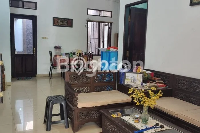 For Sale Hunian Rumah Terawat 3 Kamar di Sukmajaya, Depok For Sale Hunian Rumah Terawat 3 Kamar di Sukmajaya, Depok