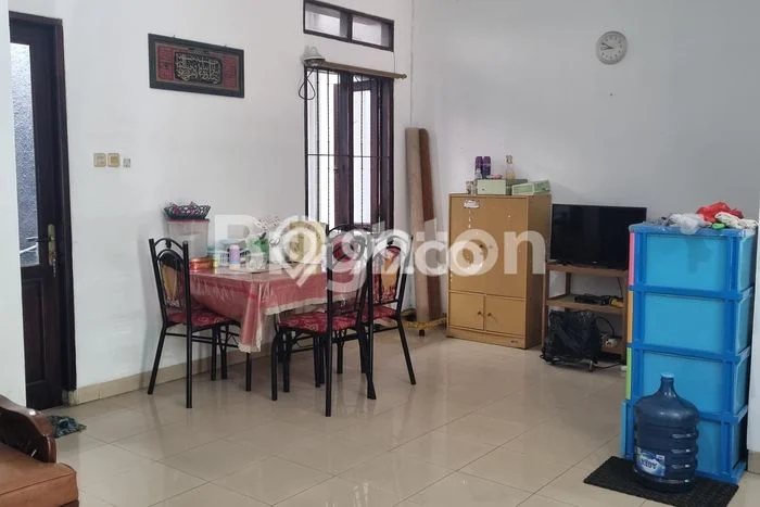 For Sale Hunian Rumah Terawat 3 Kamar di Sukmajaya, Depok For Sale Hunian Rumah Terawat 3 Kamar di Sukmajaya, Depok