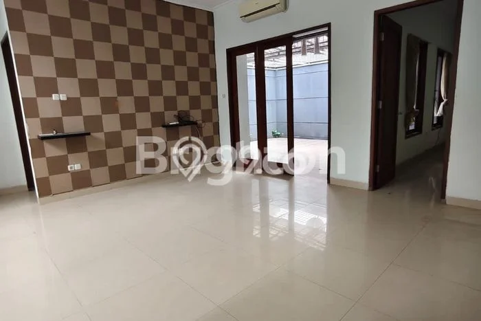 Jual Rumah Luas Elegan Dengan View Eksklusif di Sukmajaya, Depok Jual Rumah Luas Elegan Dengan View Eksklusif di Sukmajaya, Depok