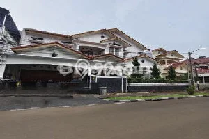 Disewakan! Rumah 7 Kamar Tidur &
5 Kamar Mandi di Margonda, Depok Disewakan! Rumah 7 Kamar Tidur &
5 Kamar Mandi di Margonda, Depok